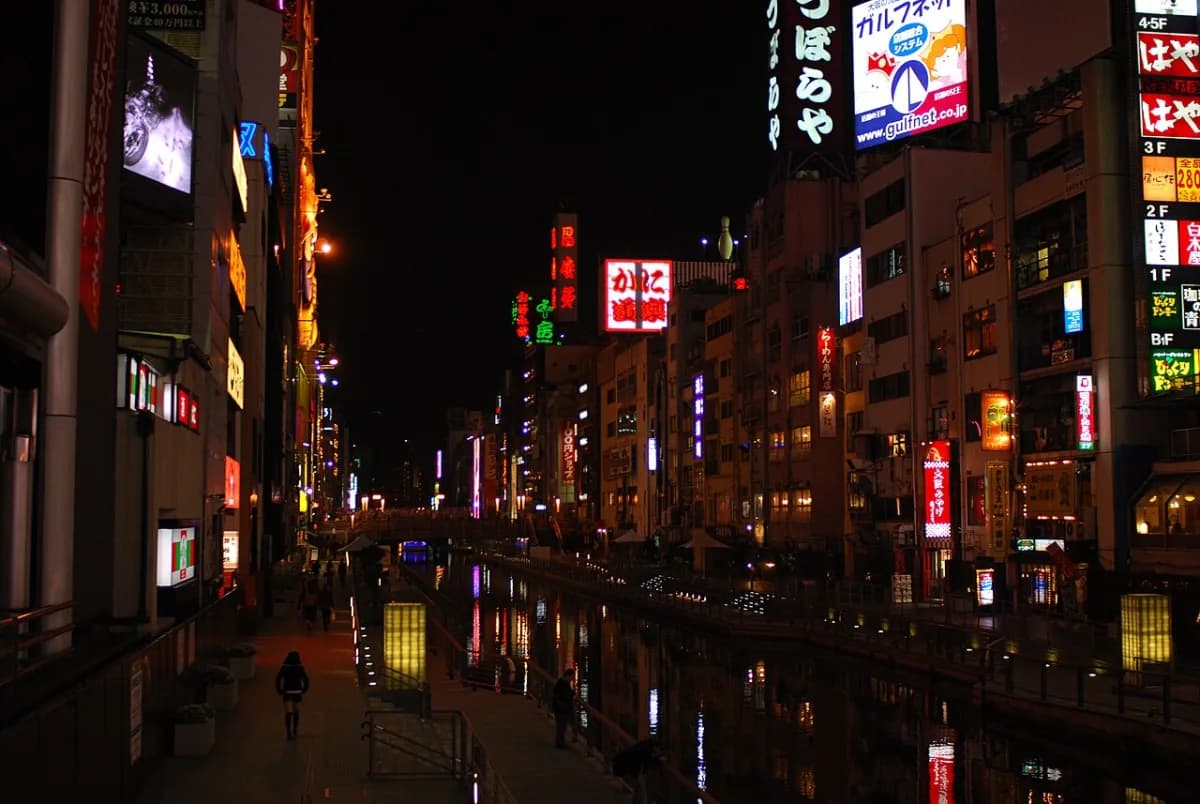 6 Best Conveyor Belt Sushi in Osaka: Locals' Picks From ¥135