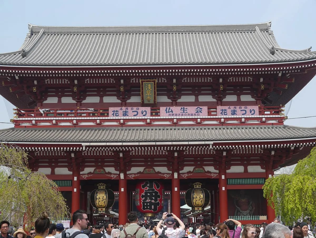Halal Food in Asakusa 2026: 9 Spots, Ramen to Tempura
